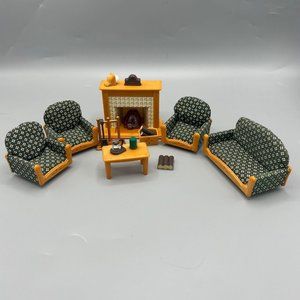 Sylvanian Families Calico Critter Deluxe Living Room Furniture with Lighted Fire